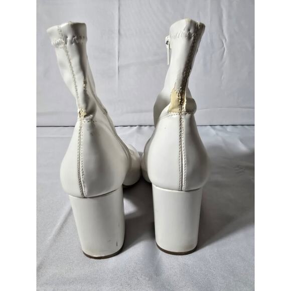 Mia White Ankle Booties Heeled Boots Faux Women Shoes Size 9 - Picture 4 of 7